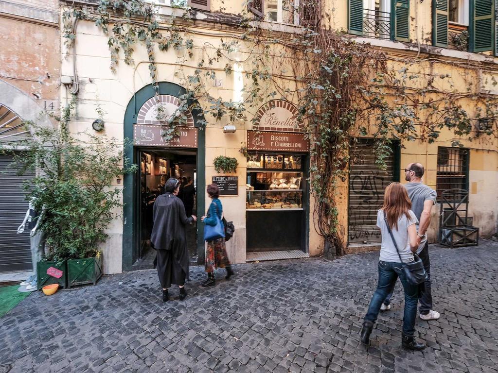 Ancient Trastevere Vespa Loft Rom Exteriör bild