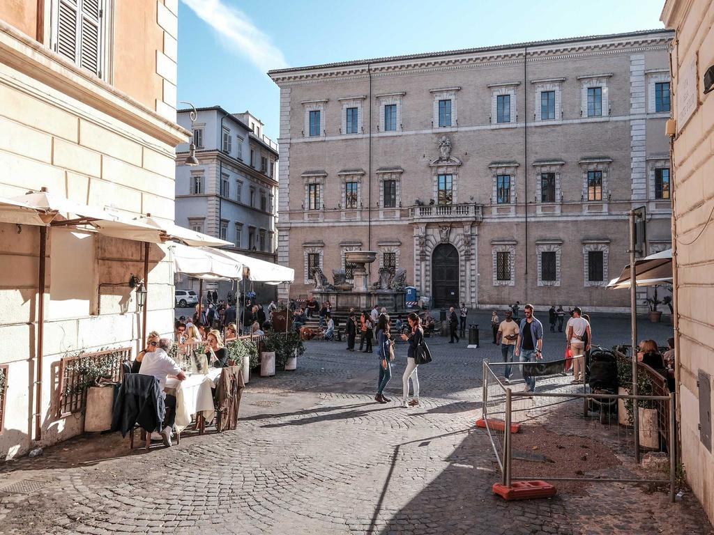 Ancient Trastevere Vespa Loft Lägenhet Rom Exteriör bild